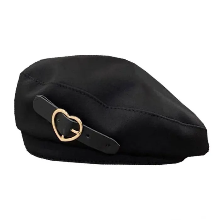 E-girl Heart Buckle Beret