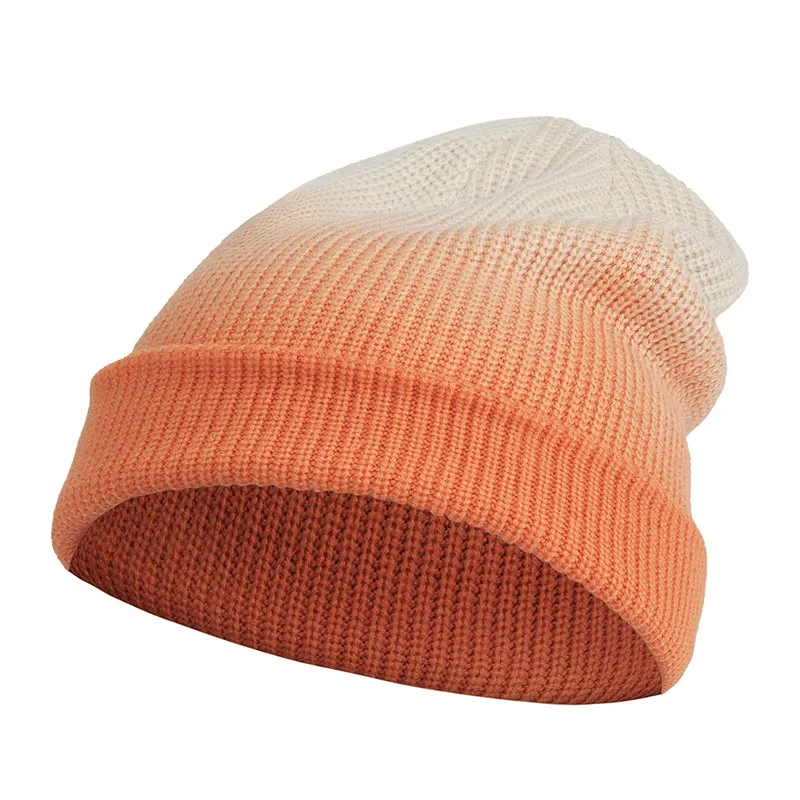 GRADIENT COLOR KNITTED HAT