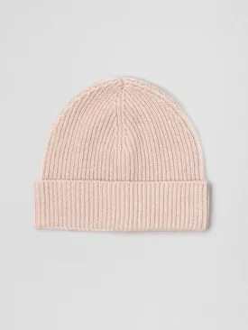 Knitted cap from cashmere