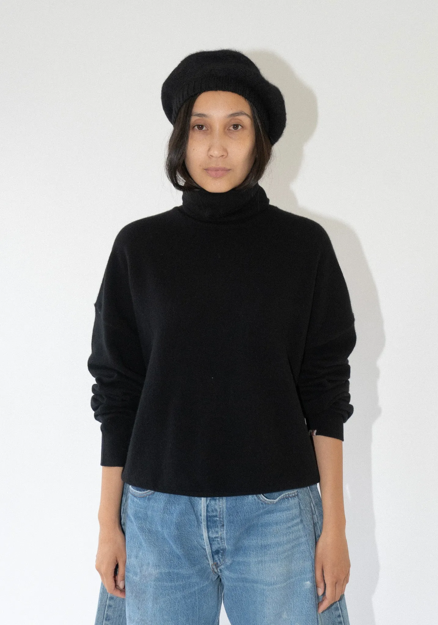 Nimes Beret in Onyx