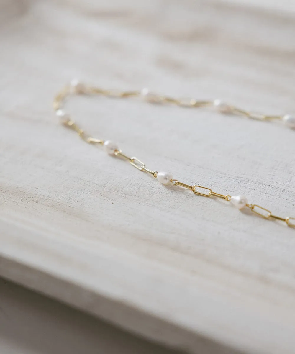 Pearl Paperclip Chain Band