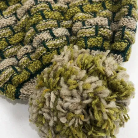 Pom Pom hat - green