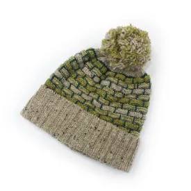 Pom Pom hat - green