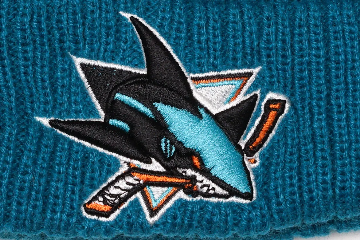 TRADITIONAL STRIPE KNIT HAT - SHARKS