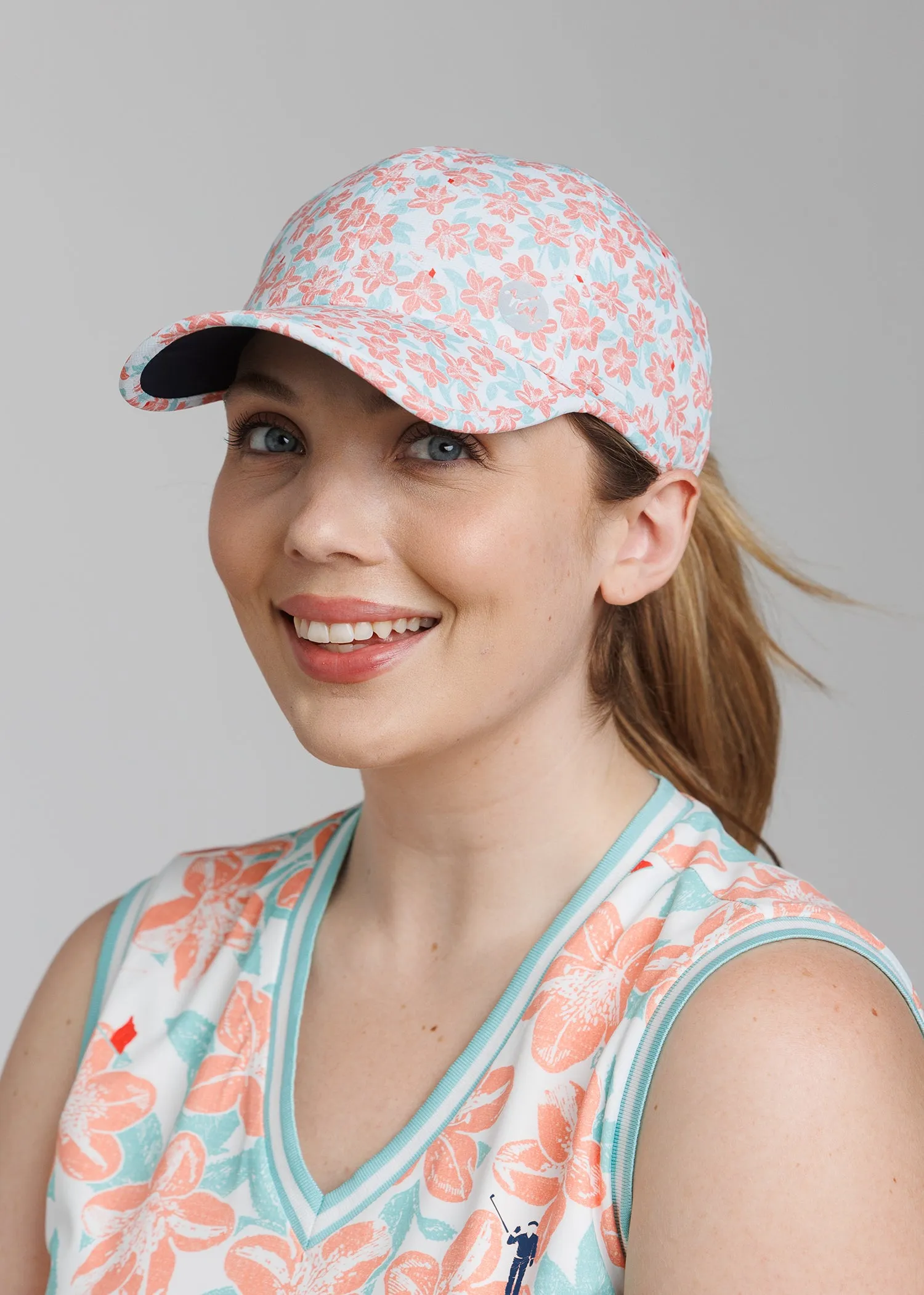 Women's Remastered High Ponytail Tech Hat | White